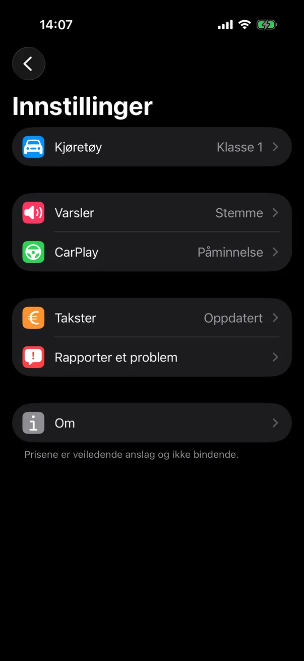 Innstillinger i Péage Notif: kjøretøy i klasse 1, opplesning, CarPlay, oppdaterte takster, «Rapporter et problem»
